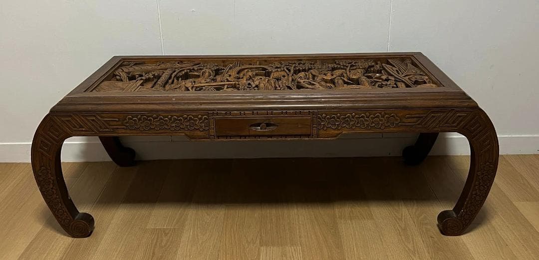 アンティーク家具 細密木彫彫刻　テーブル　高級家具 無垢材 座卓 座敷机