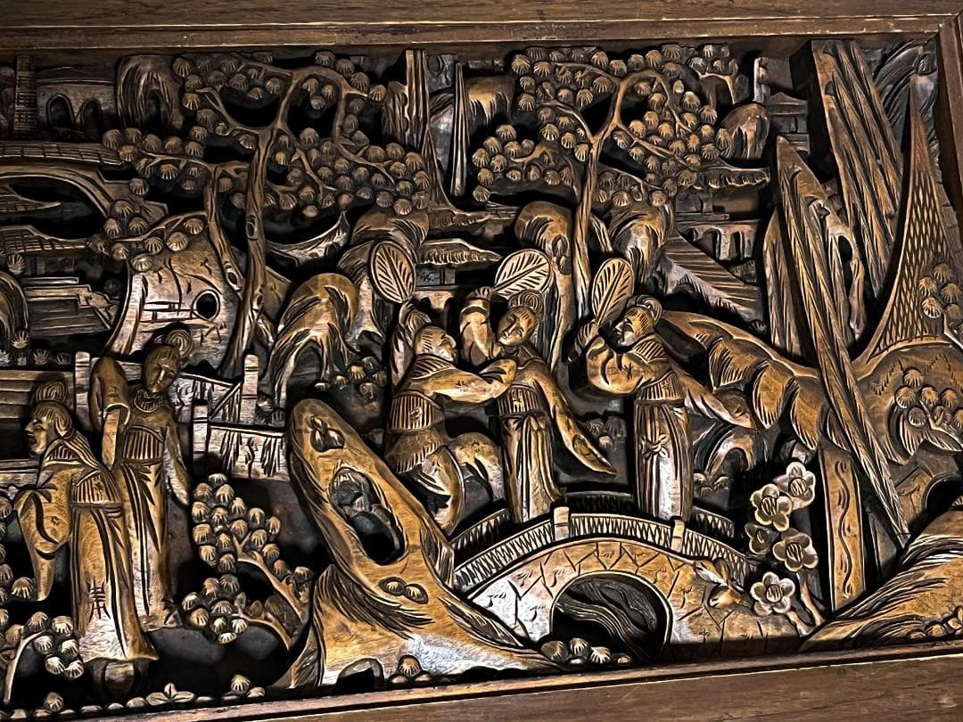 アンティーク家具 細密木彫彫刻　テーブル　高級家具 無垢材 座卓 座敷机