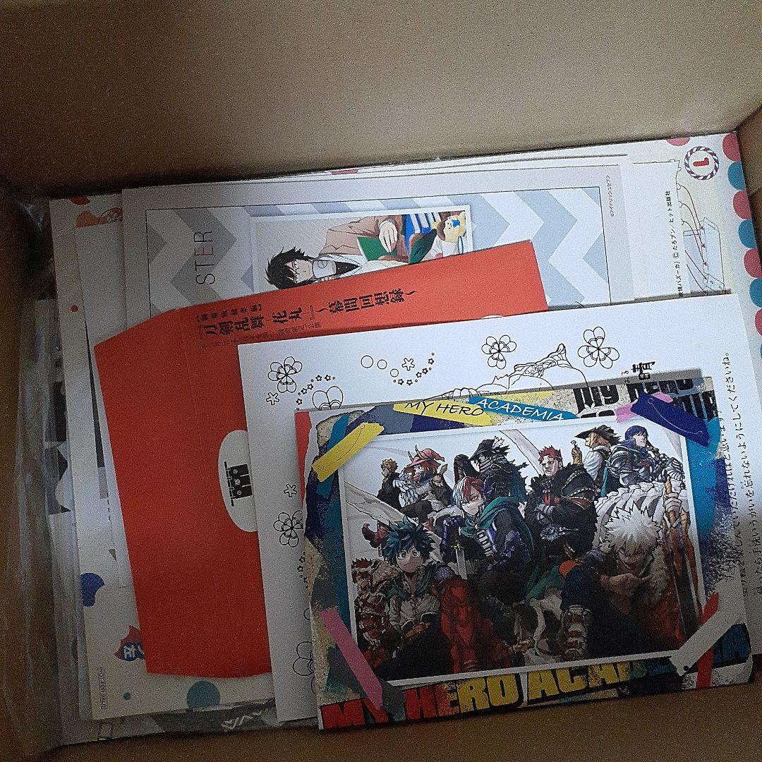 アニメ・マンガ・キャラクター　紙類　紙系　紙雑貨　大量　まとめ売り