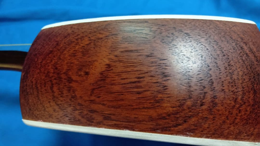 細棹　三味線　大正10年（1921年）104年前に製作された物を再生しました。