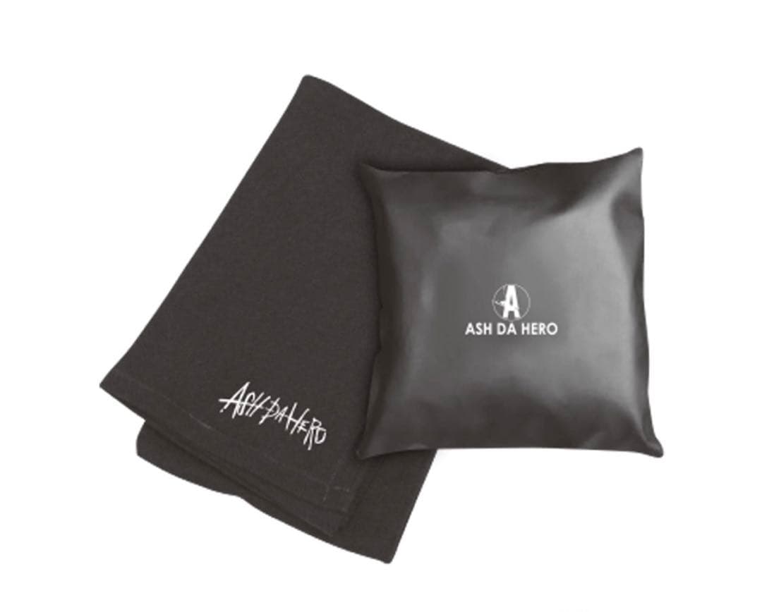 ASH DA HERO ブランケット