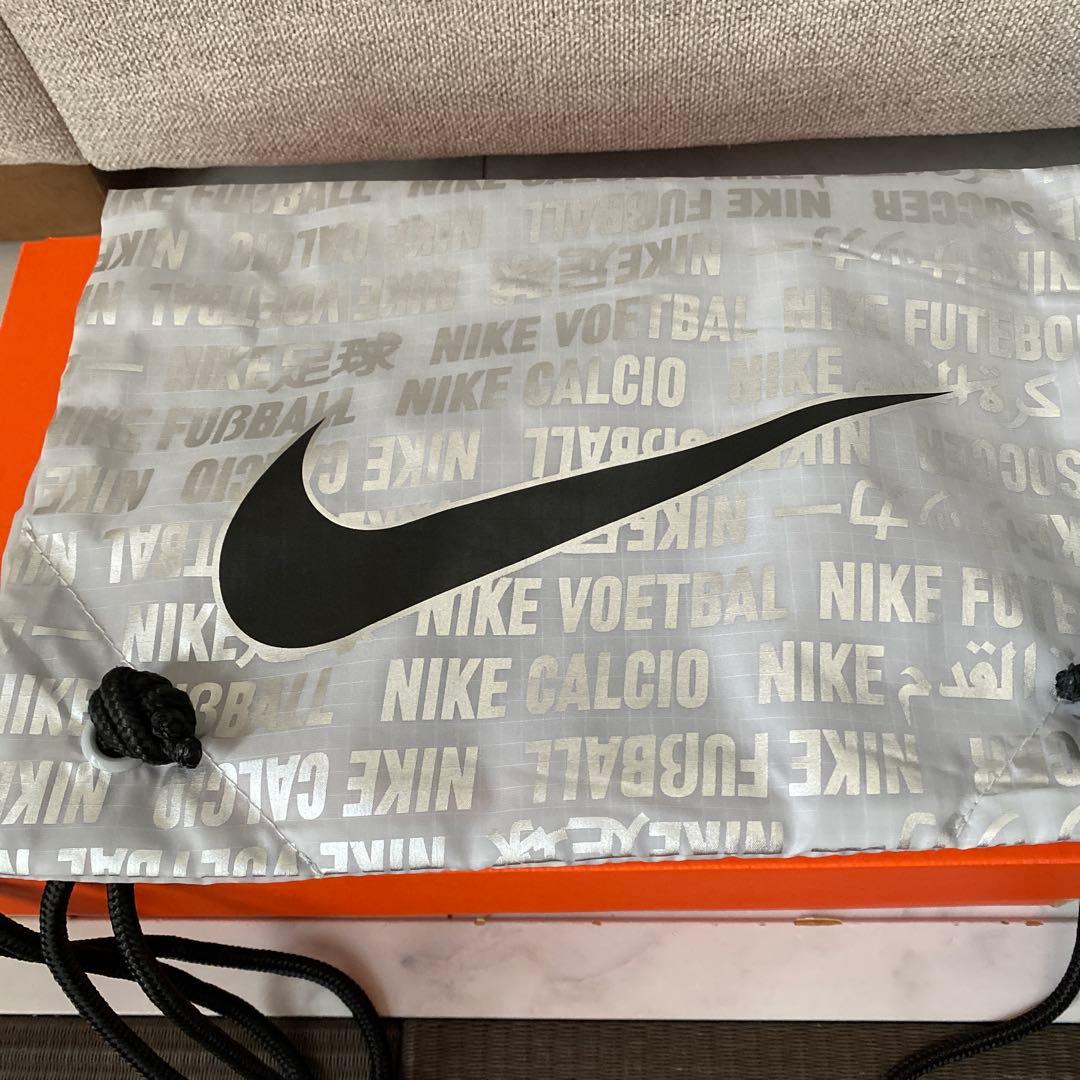 ファントム 6 LOW エリート LE AG-PRO