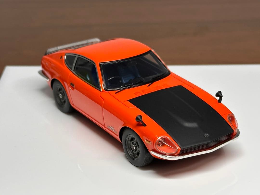 メイクアップ アイドロン 1/43 日産 フェアレディ Z EMCOF016