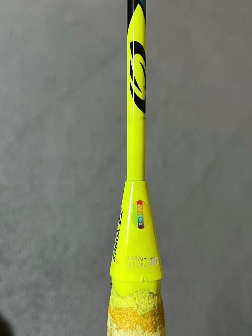 アストロクス77バドミントンラケット / ASTROX 77 4U