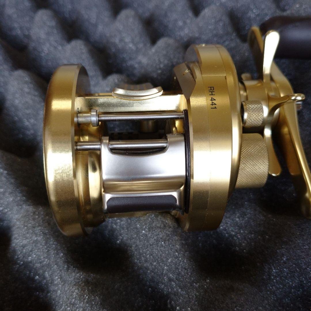 初代 カルカッタコンクエスト201 左巻き 極美品 カルコン201 シマノ