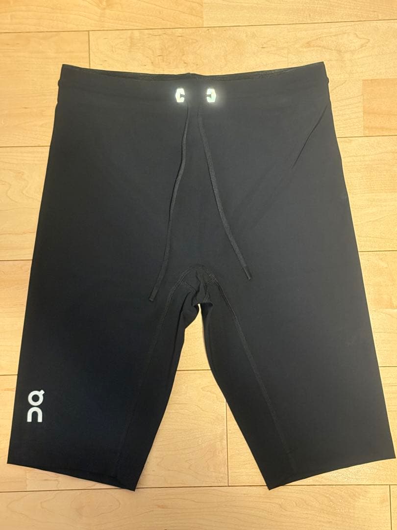 On Race Tights Half 新品タグ付き Sサイズ