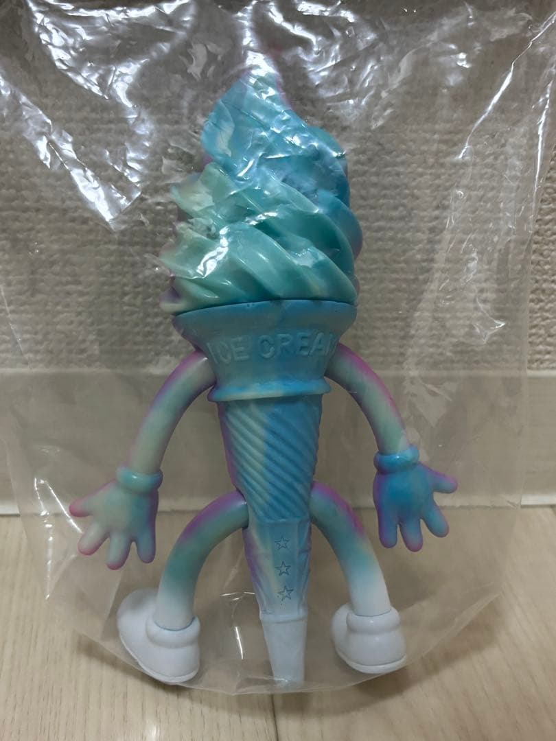 フレーバーズ 209 Ghost Soft ice Cream蓄光ver