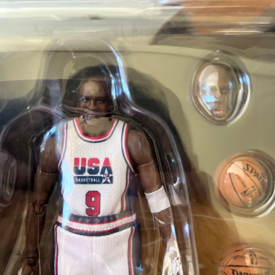 MAFEX Michael Jordan（1992 TEAM USA）