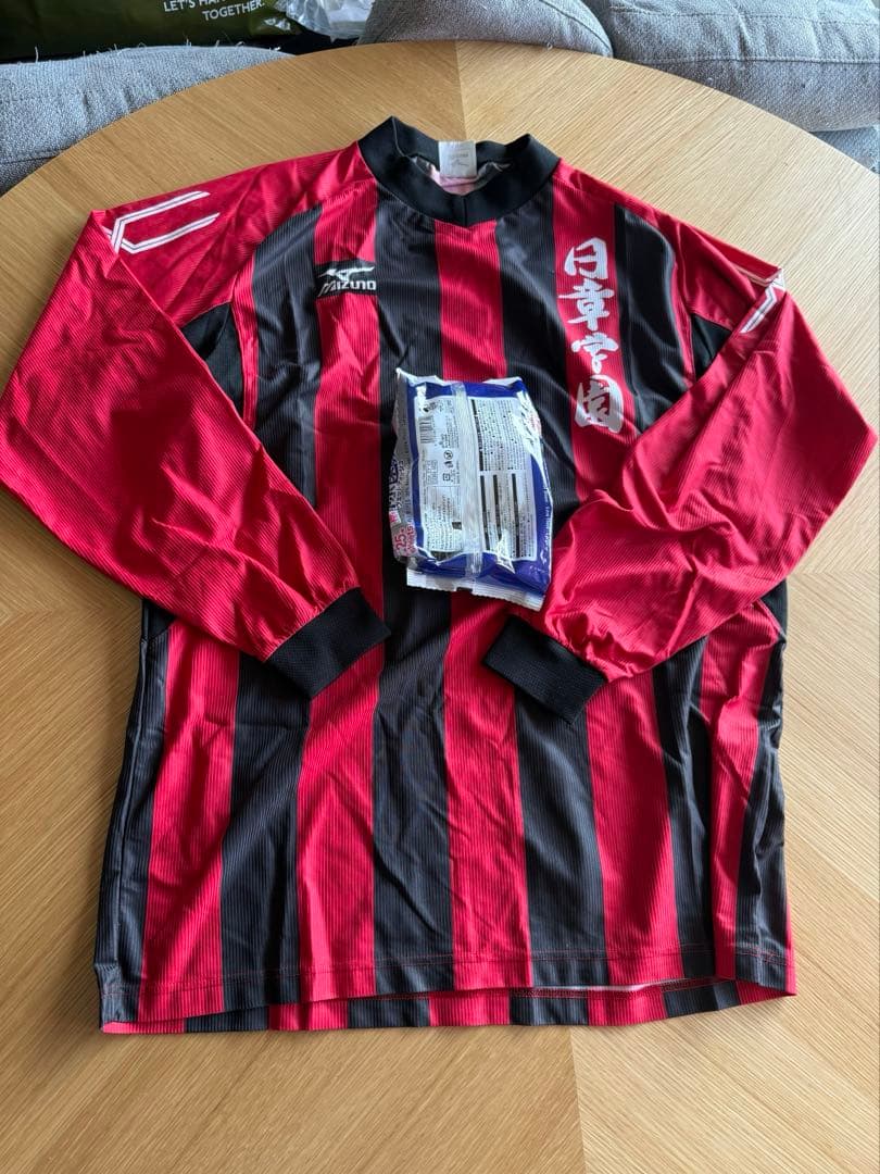 日章学園高校サッカー部　ユニフォームフルセット赤白