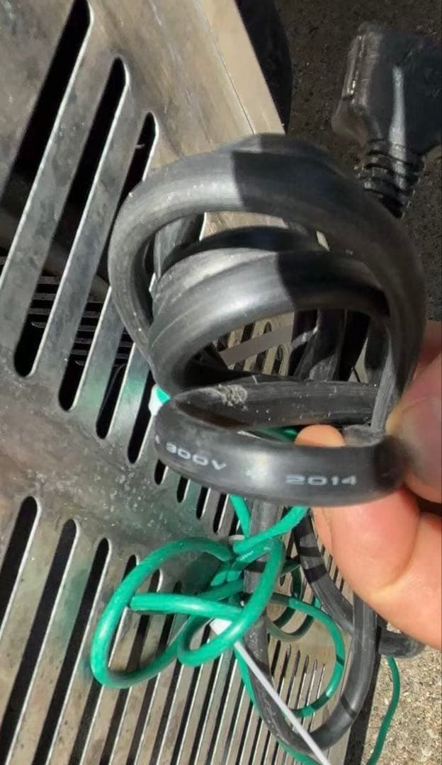 2014年 ダイワテーブル形冷蔵庫