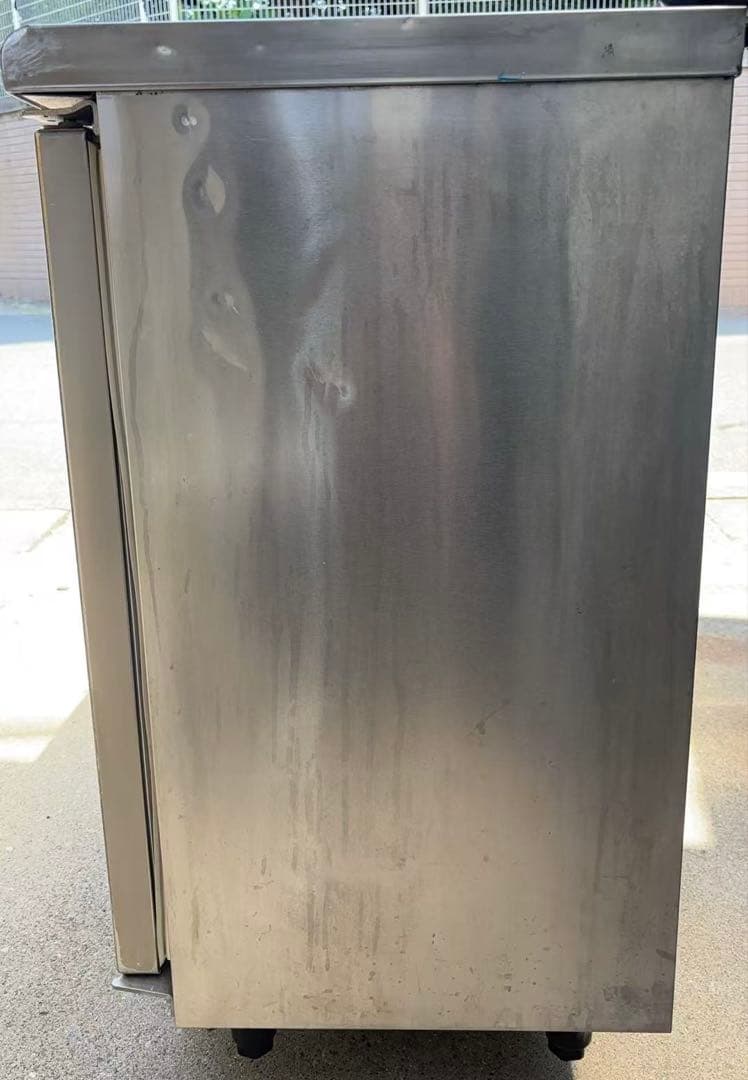 2014年 ダイワテーブル形冷蔵庫