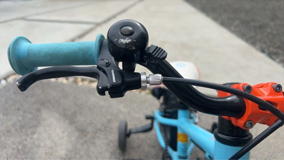 ヨツバサイクル　12インチ　【送料込み】