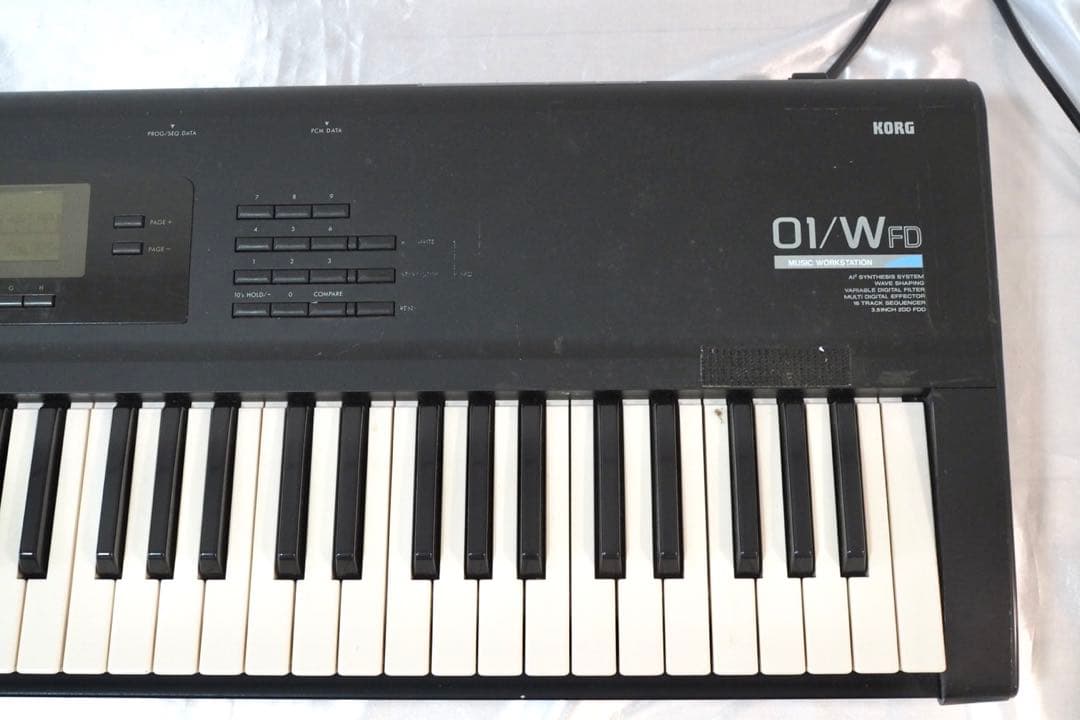 KORG コルグ 01/W FD 61鍵 シンセサイザー ワークステーション