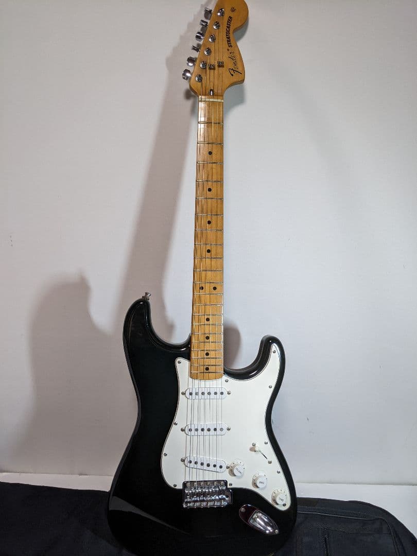 Fender Classic Series Stratocaster フェンダー