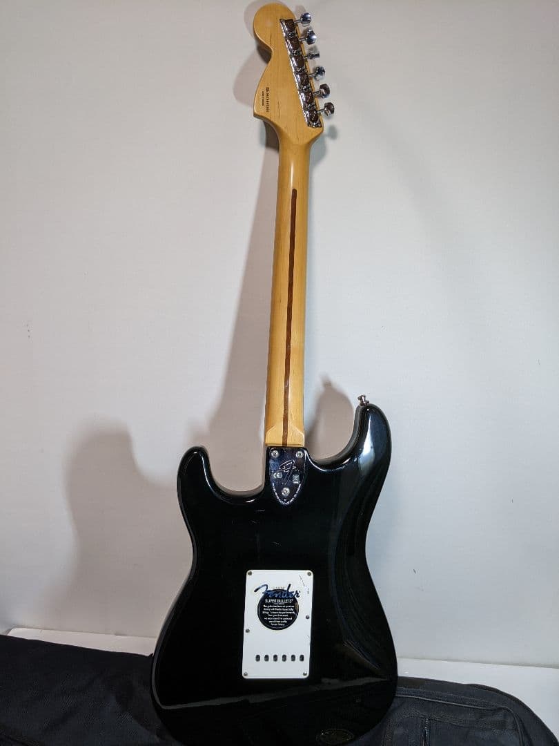 Fender Classic Series Stratocaster フェンダー