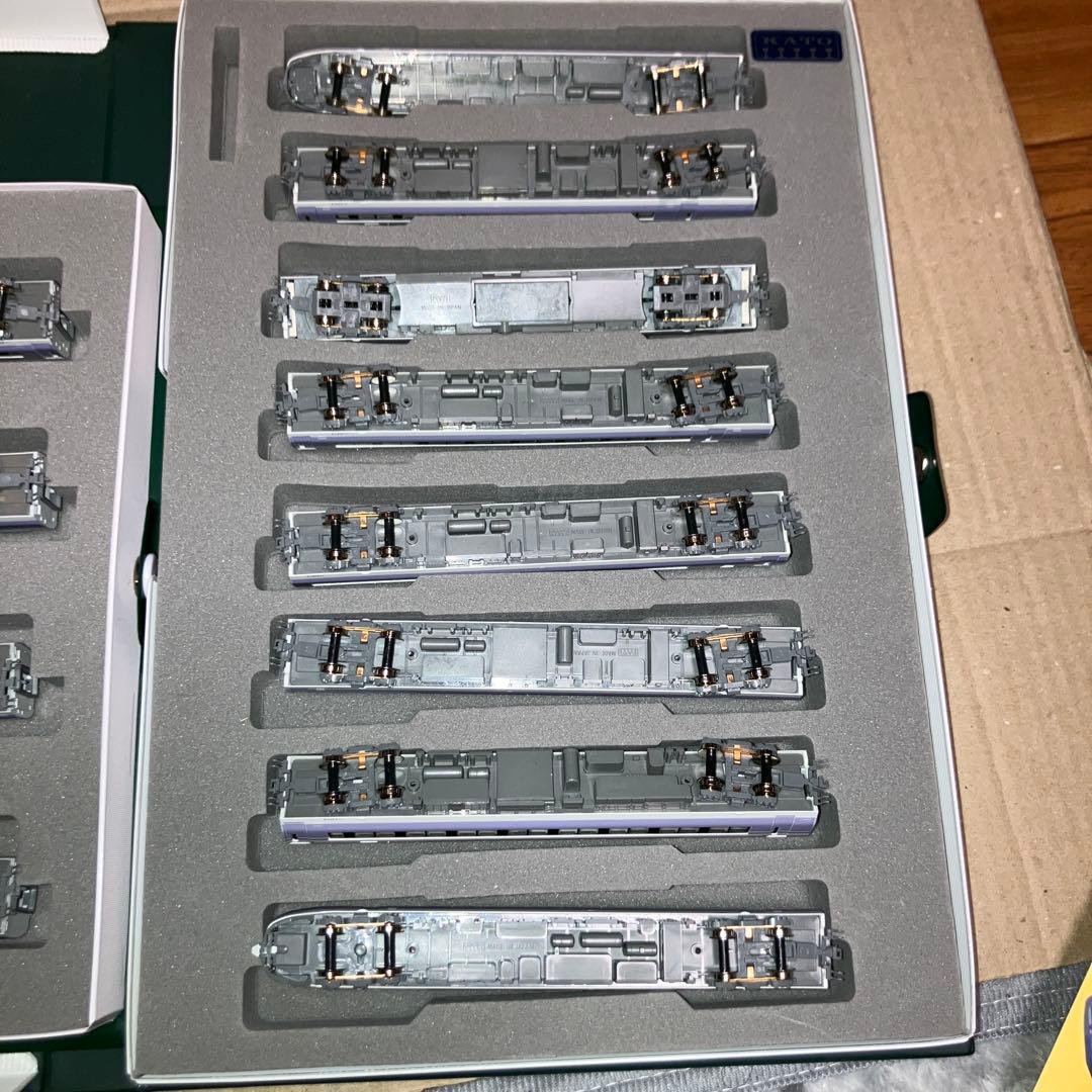 KATO 10−358.359 E351系　ス−パ−あずさ　基本、増結セット