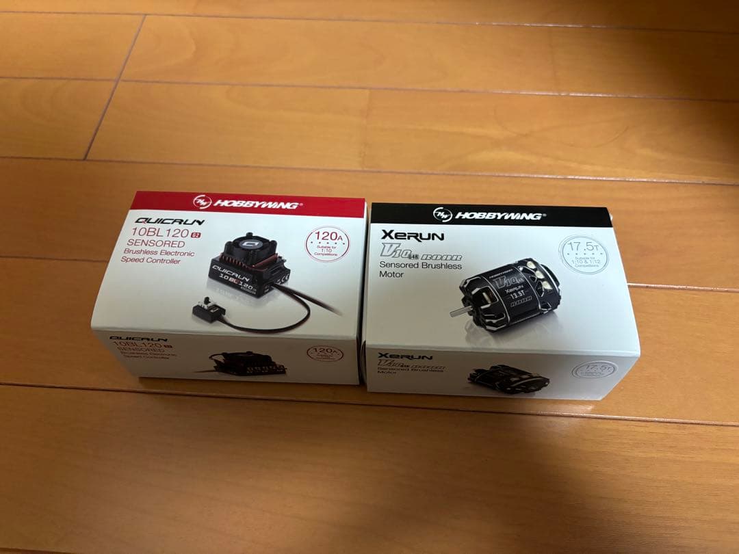 Associated RC10 B7 メカ類付き スペアパーツ多数