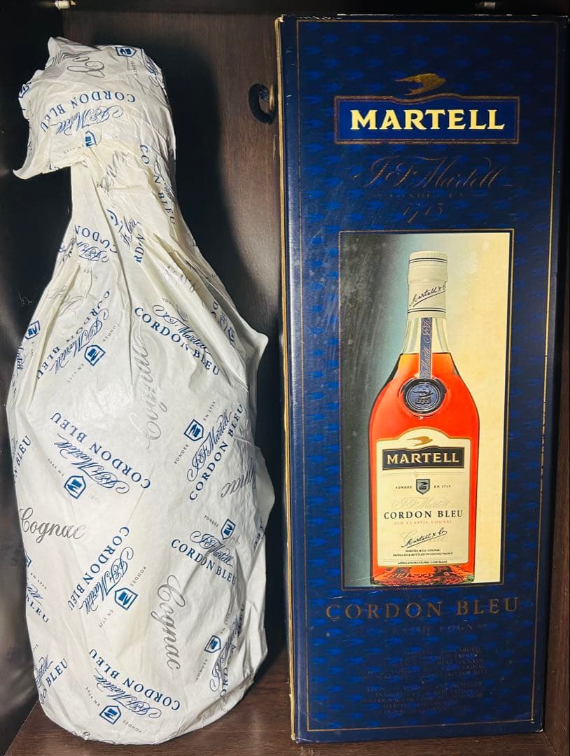 非売品　MARRTELL CORDONBLEU マグナムボトル