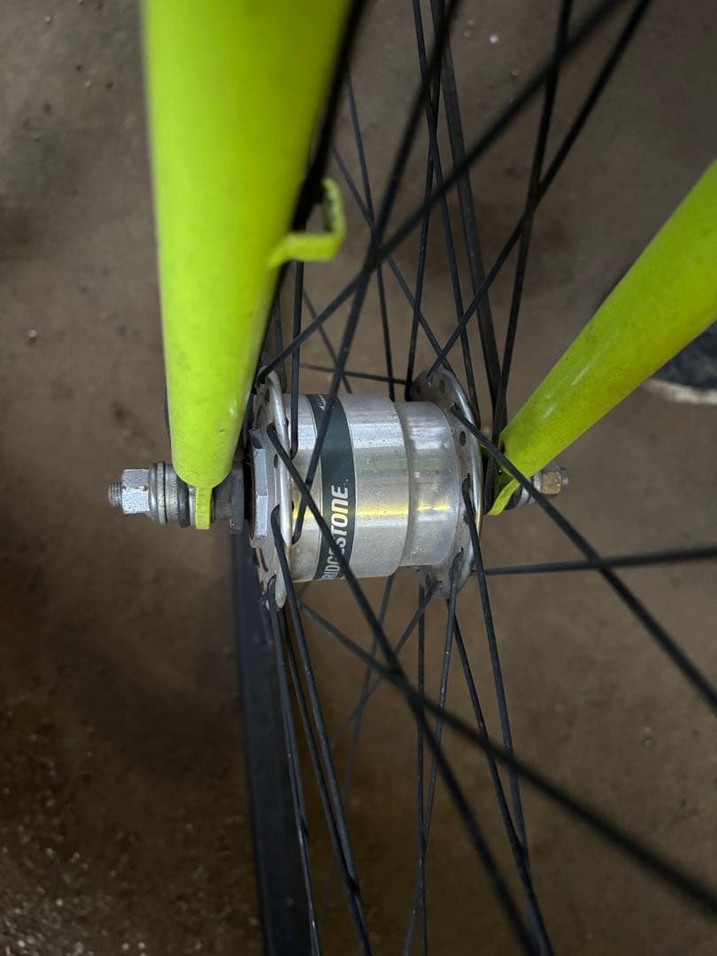 ブリヂストン クロスバイク ライムグリーン