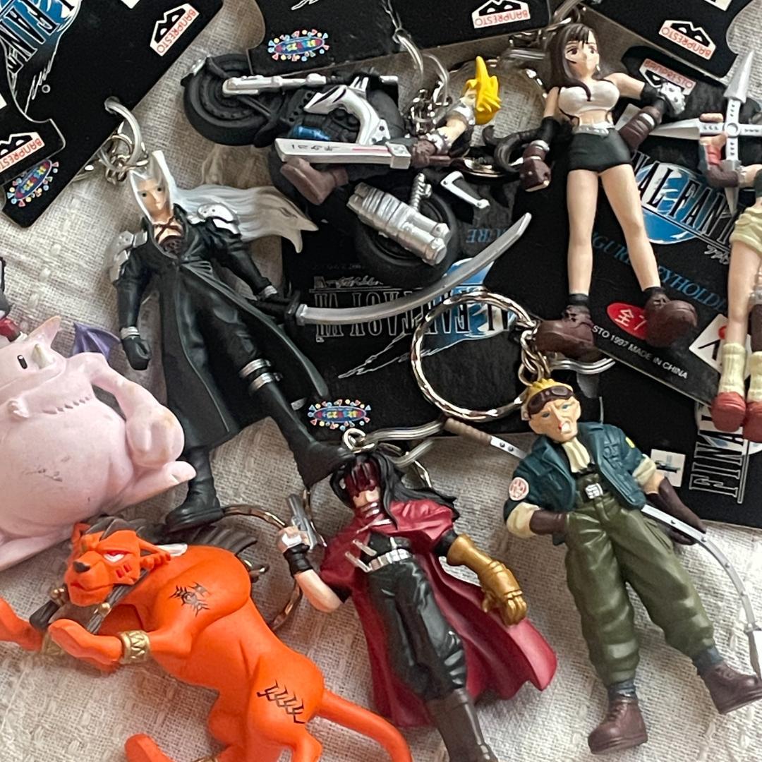 FF7 ガシャポン フィギュア 全8種 コンプリートセット クラウド セフィロス