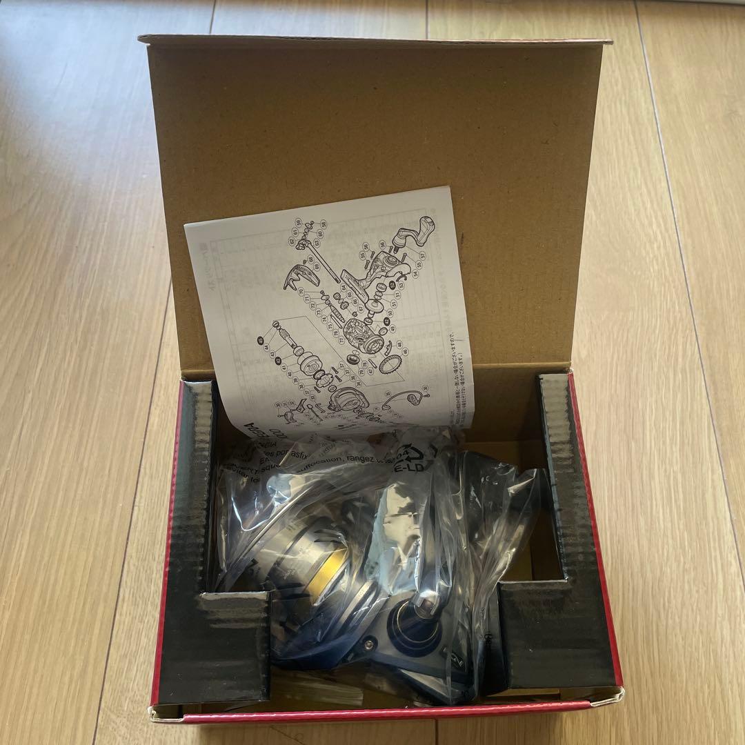 リール SHIMANO ULTEGRA 4000