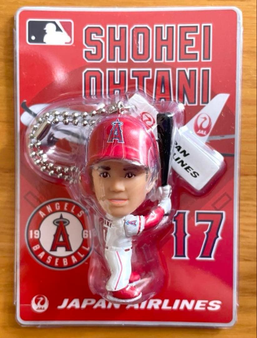 大谷翔平 JAL 限定 フィギュア キーホルダー 赤白 セット　記念グッズ