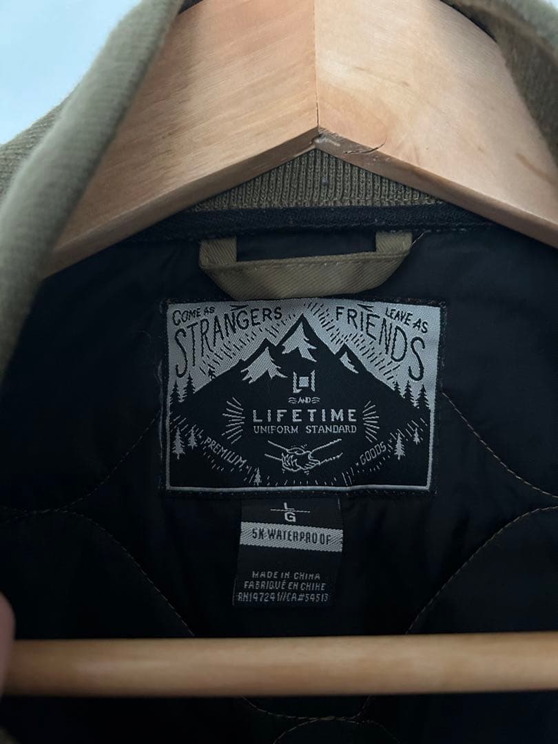 エルワン　スノボウェア　MA1タイプ