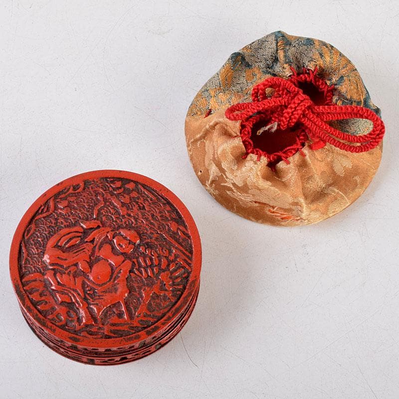 茶道具　漆塗　堆朱香合　仕覆付　C　8669