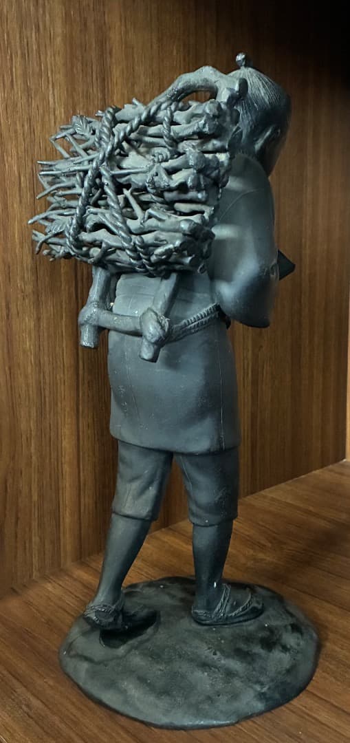 芳山作 二宮金次郎 銅像