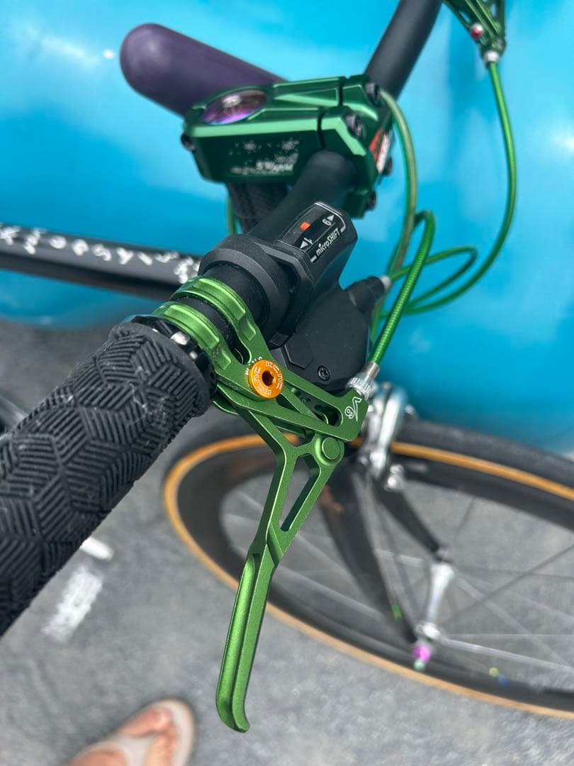 街乗りカーボンロード　Tハンドル　SPINERGY カーボンホイール　ひっこし