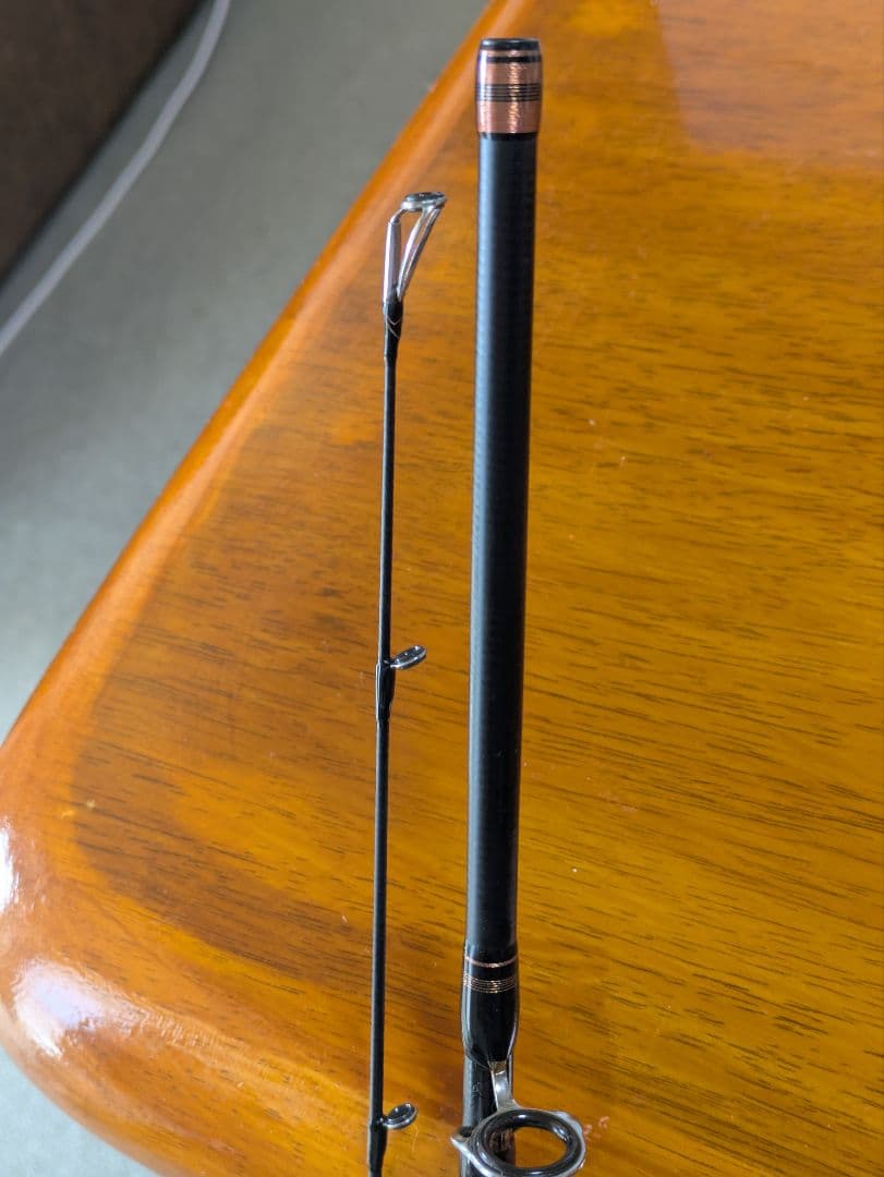 タイラバロッド(シマノ )ベイトリール(Daiwa)付き 約2.1m