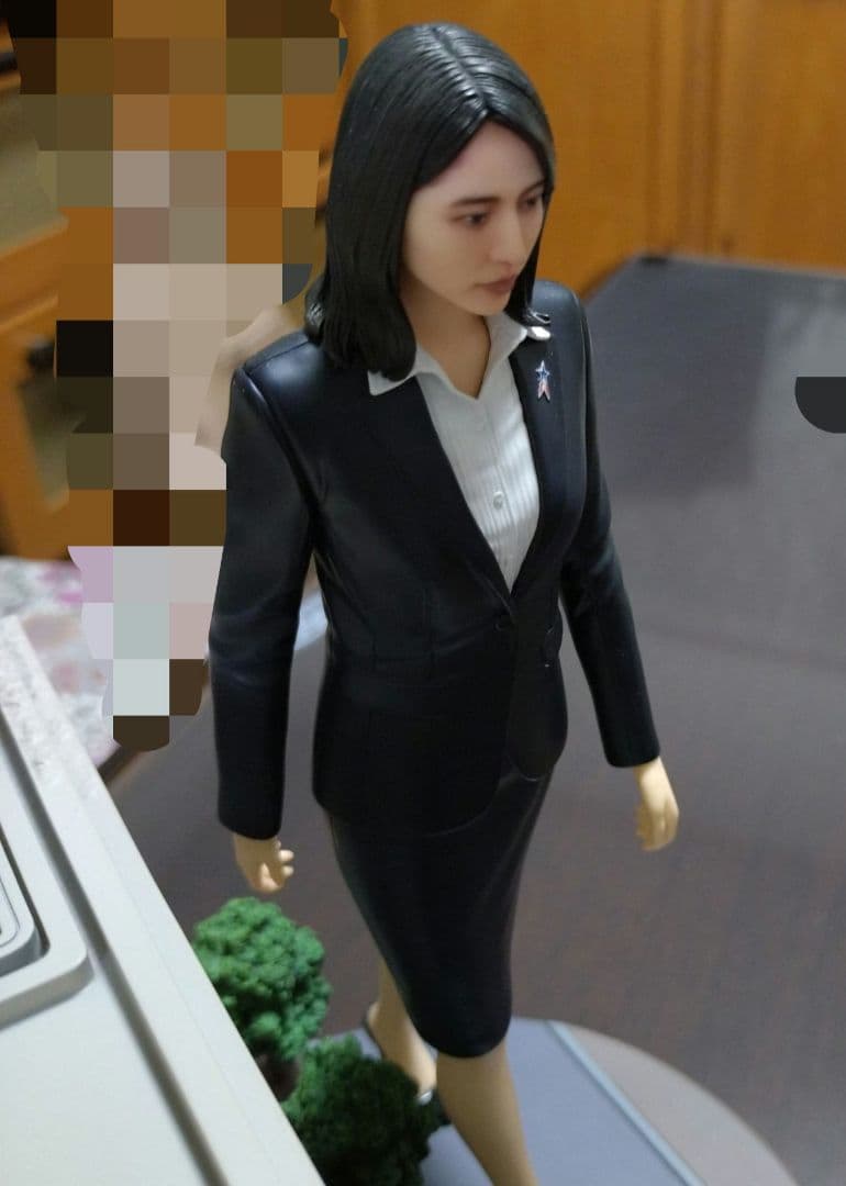 禍威獣特設対策室専従班 分析官 浅見弘子（長澤まさみ）フィギュア