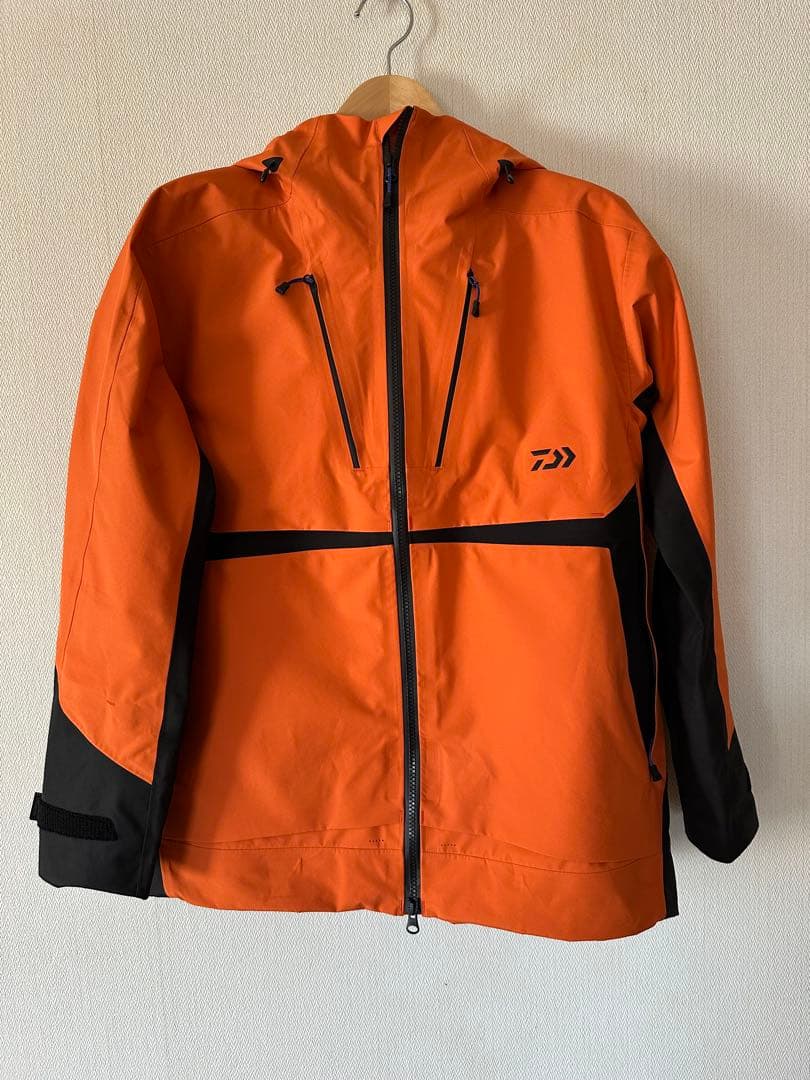 ダイワ　ゴアテックス レインウェア DR1322A 一度試着の極美品