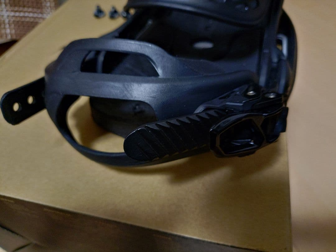 BURTON バートン ビンディング GENESIS EST　2022 Lサイズ