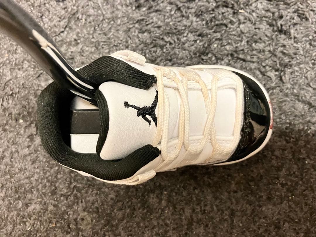 【超超レア・美品】NIKE JORDAN 11 ジョーダン パターカバー h