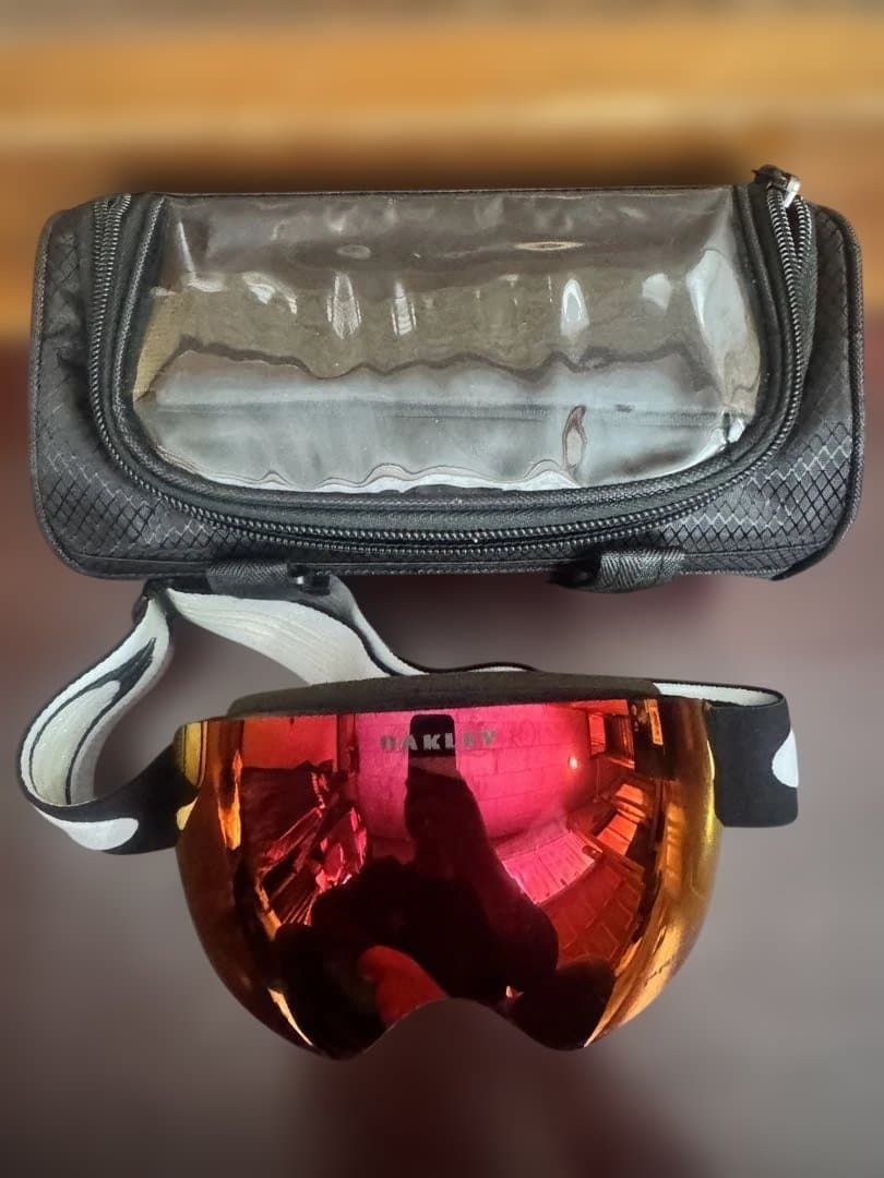 オークリー　FlightDeck M レッド（Torch iridium）