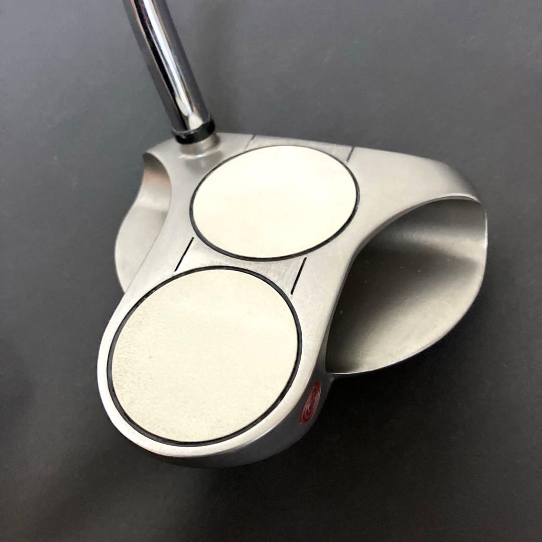 Odyssey White Steel 2 Ball パター