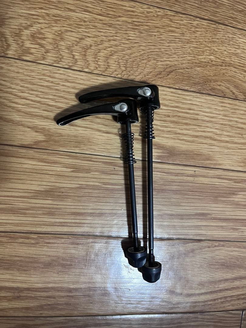 ノーブランド カーボンホイール チューブラー シマノ11s タイヤ付き