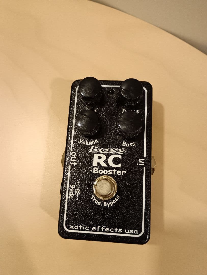 Xotic BASS RC Booster（アダプターおまけ付き）