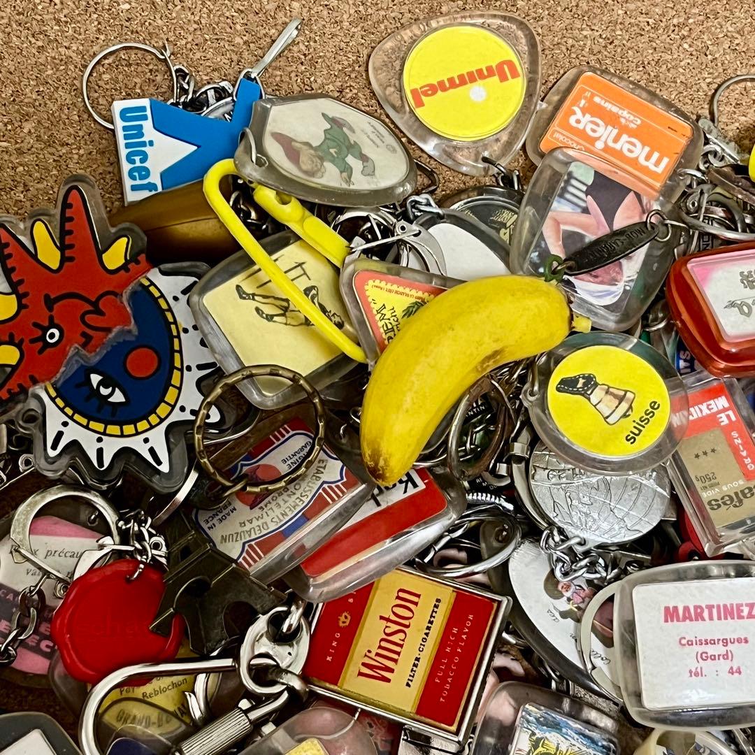 集めたくなる フレンチキーホルダー 100個セット フランス ヴィンテージ 1