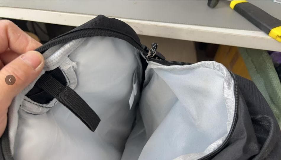 Patagonia Refugioバックパックブラック26L