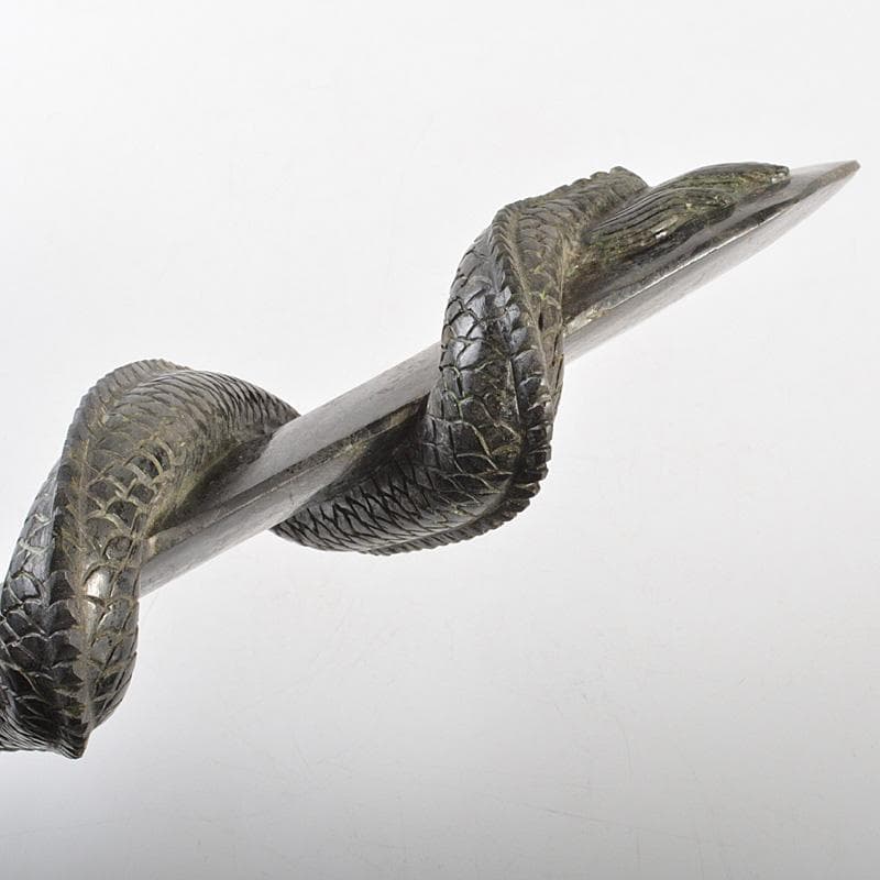 玉石彫刻　龍神　具利伽羅大龍　不動明王　約2kg　唐木台付　V　R7519