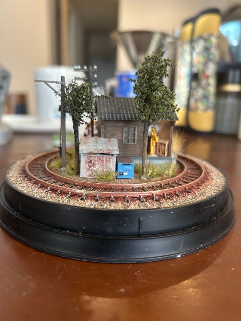 極小ジオラマ・レイアウト完成品 電池内蔵自走電車付き
