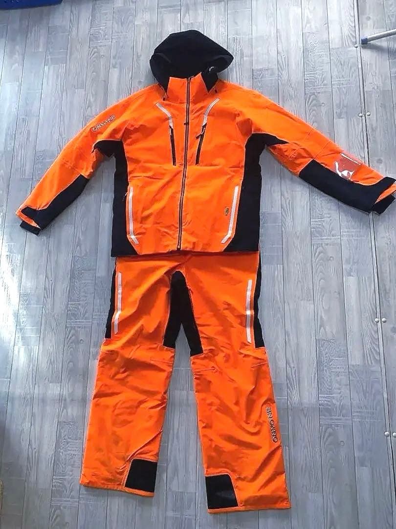 【ONYONE】スキーウェア上下セット Oサイズ