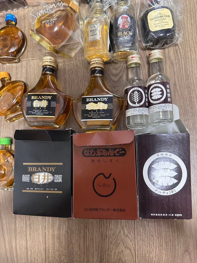 サントリー ウイスキー　ミニボトル21本セット　箱付き