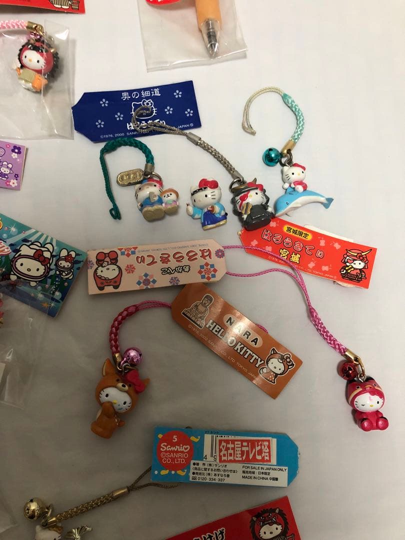 ハローキティ ご当地　ストラップ　根付　セット