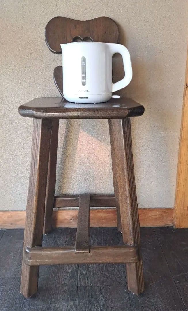 フランダースの家具やさん購入　重厚アンティークヨーロッパ輸入家具スツール