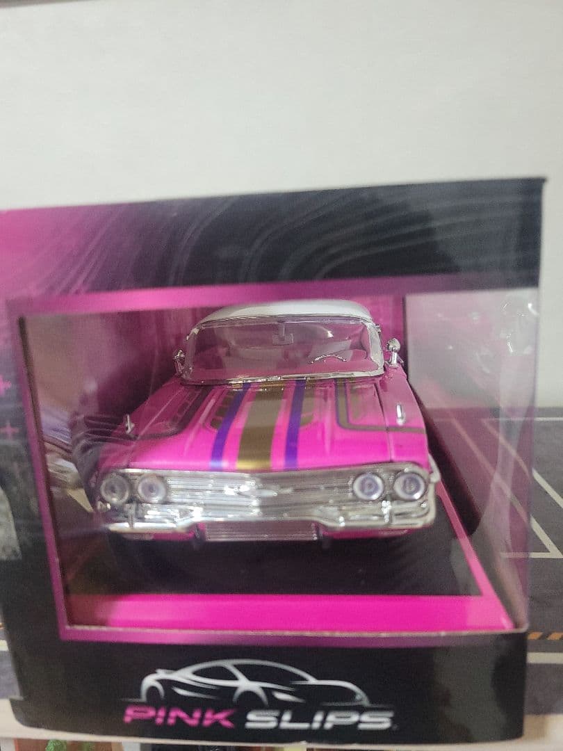 ミニカー JADA TOYS 1/24 1960 Chevrolet Impala