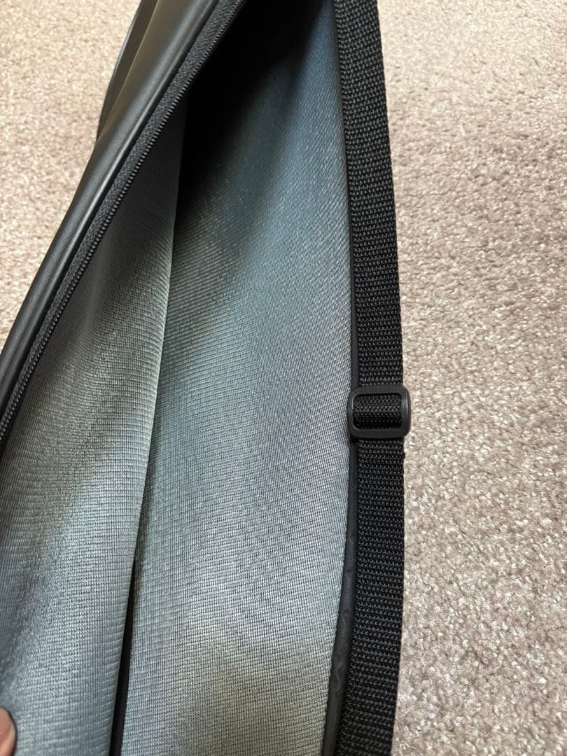 YONEX バドミントンラケット 4U ケース付