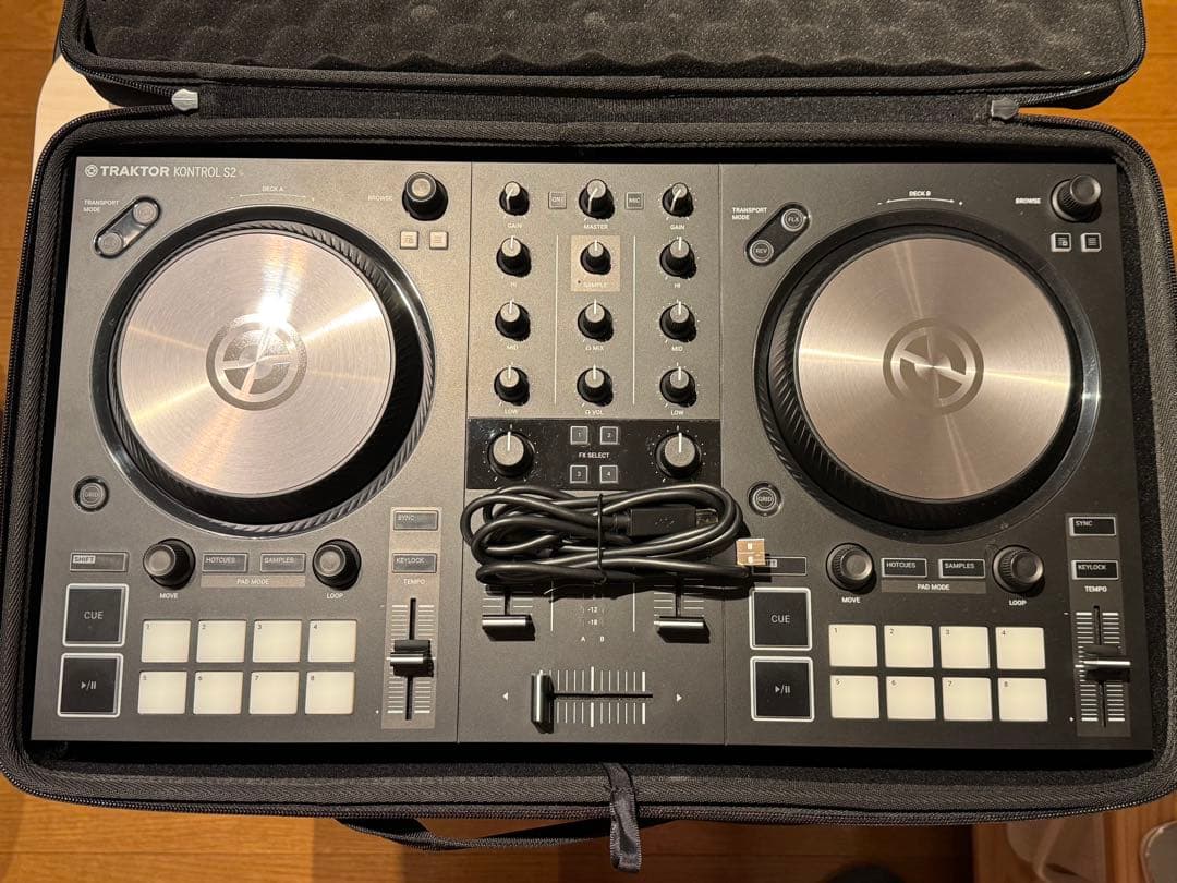 Traktor Kontrol S2 mk3 ケース付き動作品